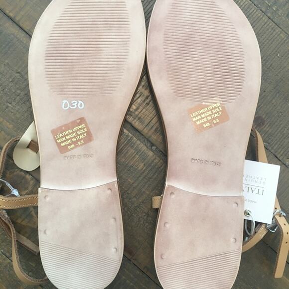 NWT Sophia Milano Leopard Cow Hide Thong Sandals - Picture 4 of 6